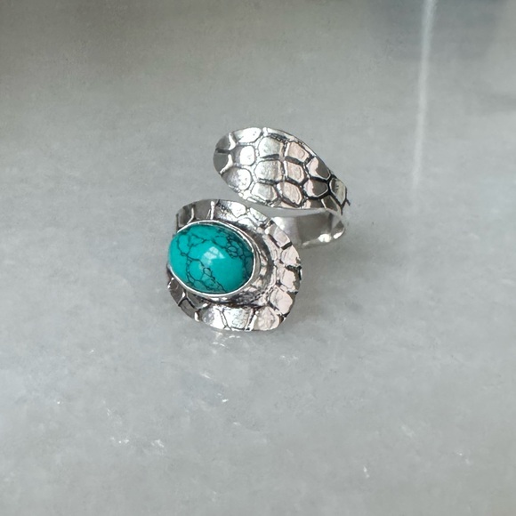 NWOT Sundance Sidewinder Ring Turquoise Sterling Silver